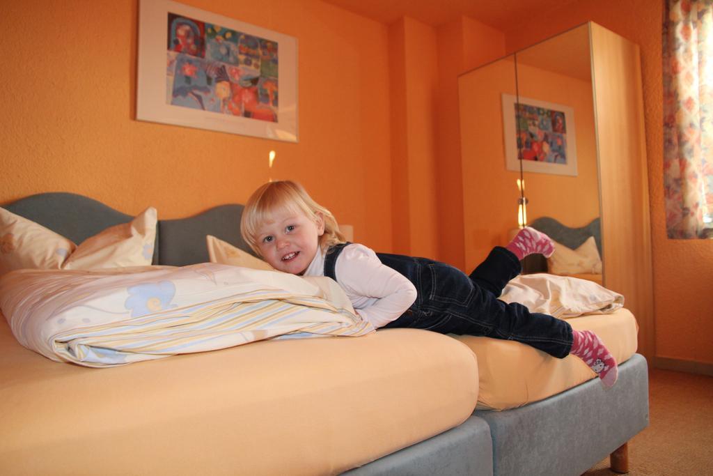 Hotel-Pension Gruene Linde Delitzsch Pokoj fotografie